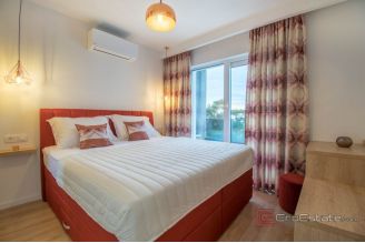 013 2052 26 Makarska Villa with pool and a sea view for sale