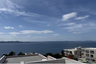 013 2043 162 Zadar Modern penthouse with pool for and roof terrace for sale