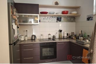 012 2031 185 Kastela Semi detached family house for sale