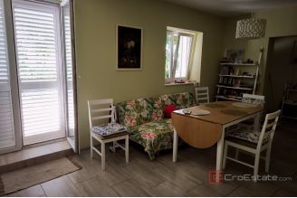 012 2031 185 Kastela Semi detached family house for sale