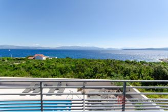 01 2013 215 Solta villa sea view for sale