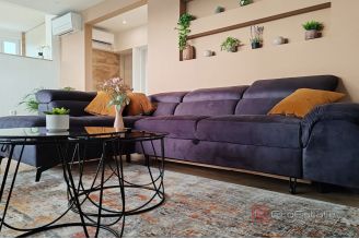 009 2036 130 Split area Three bedroom apartment for rent
