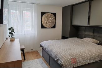 009 2036 130 Split area Three bedroom apartment for rent
