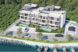 006 2043 165 near zadar luxurious two bedroom apartment_ first row to the sea for sale