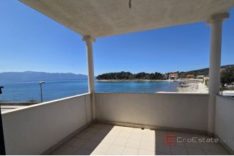 012 2048 38 Hvar House in the first row to the sea for sale