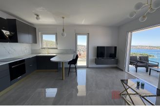 018 2035 226 Trogir Extraordinary penthouse with panoramic sea view sale