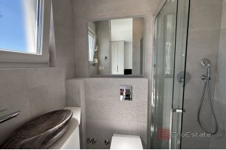 018 2035 226 Trogir Extraordinary penthouse with panoramic sea view sale