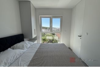 018 2035 226 Trogir Extraordinary penthouse with panoramic sea view sale