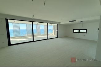 014 2043 168 Zadar Apartment in a new building sea view for sale