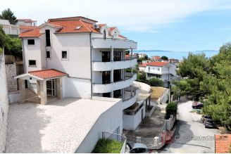 018 2044 51 near split residential building with indoor pool for sale