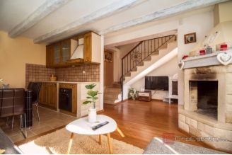 017 2029 102 Omis Stone house  with pool and a sea view for sale