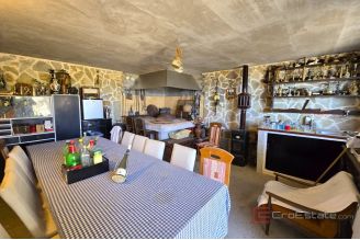 017 2029 102 Omis Stone house  with pool and a sea view for sale