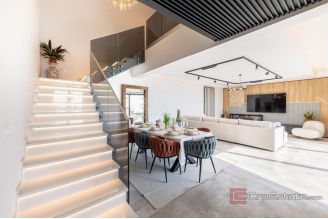 020 5361 30 Primosten Luxury villa with pool and a sea view for sale