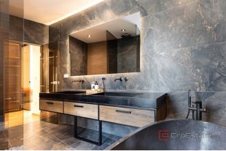 020 5361 30 Primosten Luxury villa with pool and a sea view for sale