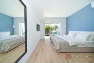 020 5362 30 kastela modern house with pool for sale