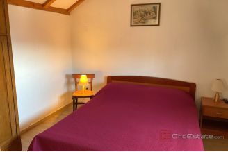 020 2052 41 peljesac seafront villa with restaurant and wine bar for sale