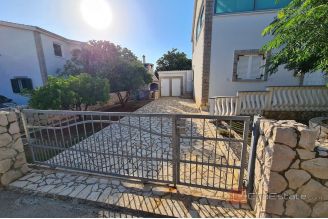 008 5363 30 island vir detached house near the beach for sale
