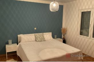 009 2052 40 Split Area Family house with garage for sale