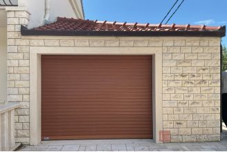 009 2052 40 Split Area Family house with garage for sale