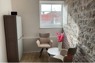 018 2052 45 Sibenik Nine luxury rooms in the city center for sale