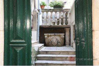 018 2052 45 Sibenik Nine luxury rooms in the city center for sale