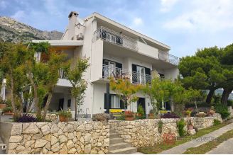 020 2029 103 omis apartment house with open sea view for sale