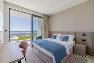 020 2031 191 Kastela Modern villa with panoramic sea view for sale