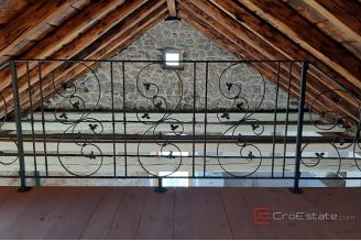 016 2052 46 Kaprije Stone villa with a sea view for sale