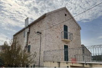 016 2052 46 Kaprije Stone villa with a sea view for sale