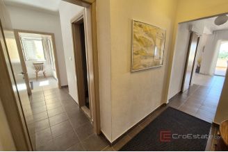 012 2016 653 island brac three bedroom apartment with sea view for sale