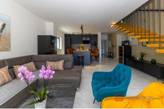 019 2021 408 zadar area villa by the sea with boat mooring for sale