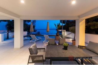 019 2021 408 zadar area villa by the sea with boat mooring for sale