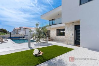 020 2021 410 island pag modern new villa with pool for sale