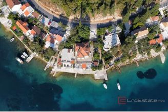 015 2052 47 Korcula Apartments in the first row to the sea for sale