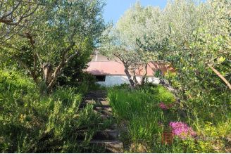 013 2021 411 near zadar house first row to the sea for sale