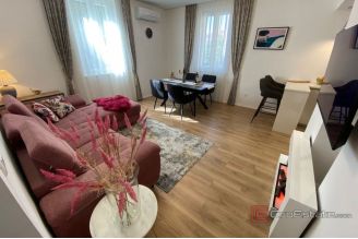 007 2052 49 Split Bol Four bedroom apartment for sale