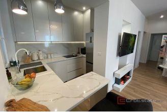 007 2052 49 Split Bol Four bedroom apartment for sale