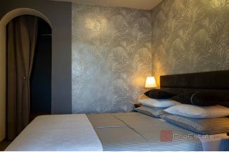 015 2052 50 Korcula Stone villa in the first roe to the sea for sale