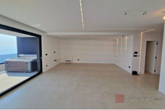 010 1024 23 Opatija Luxury three bedroom apartment with panoramic sea view for sale