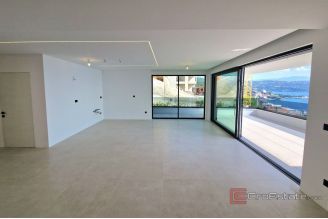 010 1024 23 Opatija Luxury three bedroom apartment with panoramic sea view for sale