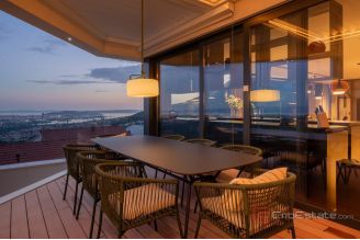 019 2048 40 Split area Attractavite villa with panoramic sea view rent