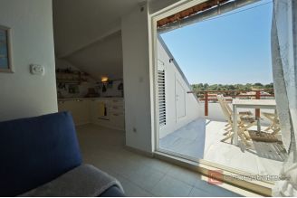 018 5368 30 island hvar Apartment with open sea view for sale