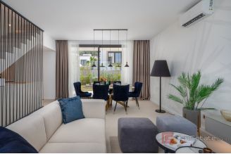 013 2046 83 Pasman Beautiful villa in the first row to the sea for sale