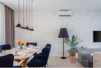 013 2046 83 Pasman Beautiful villa in the first row to the sea for sale