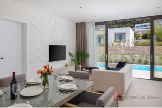 013 2046 84 Pasman Modern villa near the sea for sale