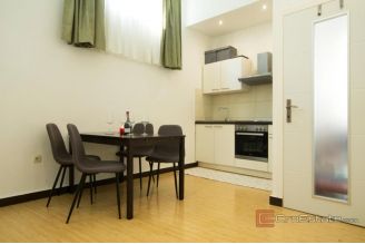 010 2046 85 Split Manus Apartment close to the city center for sale