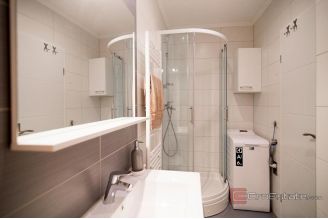 010 2046 85 Split Manus Apartment close to the city center for sale