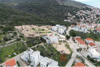 010 2035 229 Ciovo Modern two bedroom apartment for sale