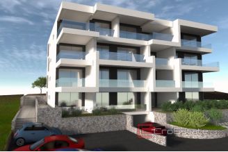 009 2035 230 Ciovo Two bedroom apartment with a sea view for sale