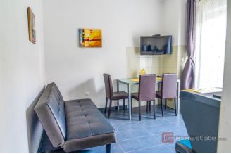 16 2013 220 Ciovo apartment house first row for sale